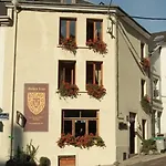 Golden Lion 2* Bouillon