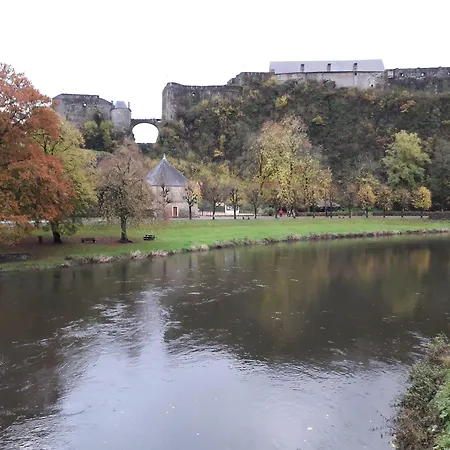 Golden Lion Bed & Breakfast Bouillon